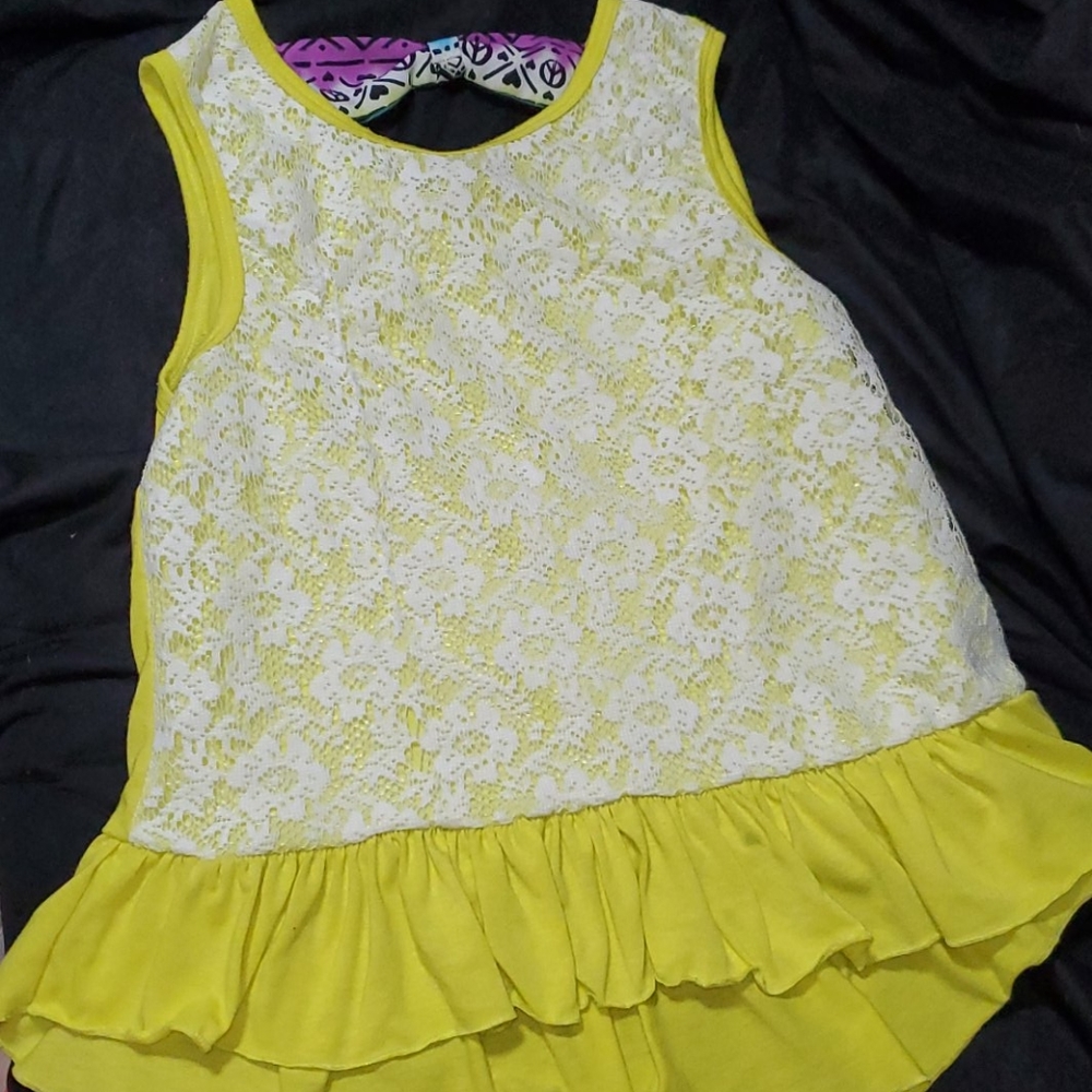 Lace detail top